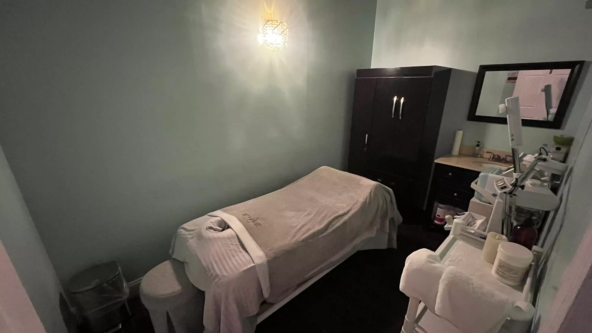 Relax with a 50- or 60-Minute Massage at EVIVE Spa - Springfield
