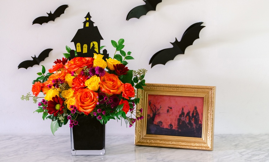 Image 3: Same Day Beautiful Fresh Flower Bouquets from Teleflora 57% Off 