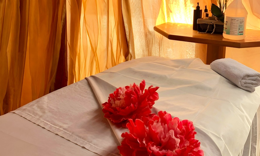 Image 2: Indulge in a 60 or 90-Minute Thai, Swedish, or Combo of Both Massages