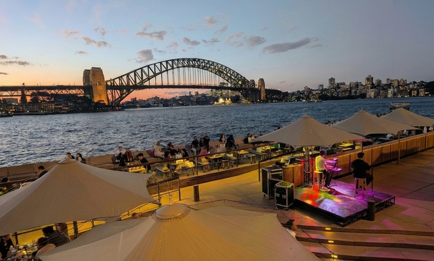 Image 16: 3 Course Italian Menu-Circular Quay with House Wine/Beer each for 2/4