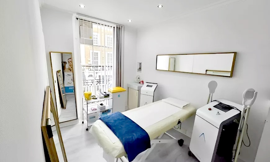 Image 3: Hair Loss Treatment with Dr. CYR Hair Filler 1-4 Sessions 