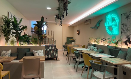 Para 2 personas: brunch o merienda Salvaje con 3 pases, 2 bebidas calientes y 2 zumos de naranja - Dulce Safari Goya