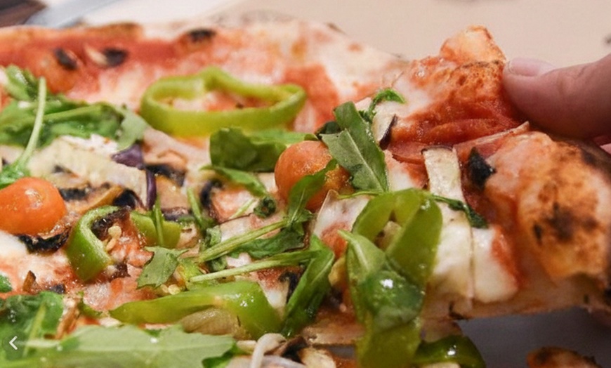 Image 13: Menú italiano para 2 o 4 con pizzas a la pala y botella de lambrusco