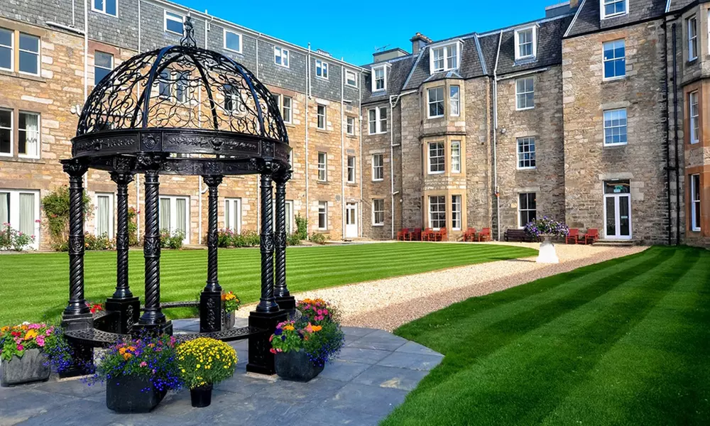 Pitlochry, Scotland: Stay for 2 with Breakfast, Welcome Drink, Dinner