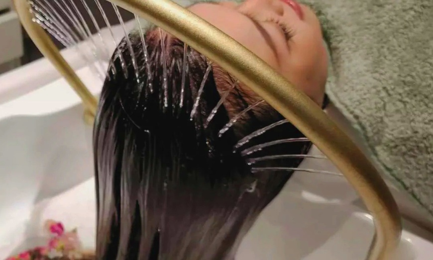 Image 17: Ritual de head spa con duración a elegir y opción a tratamientos extra