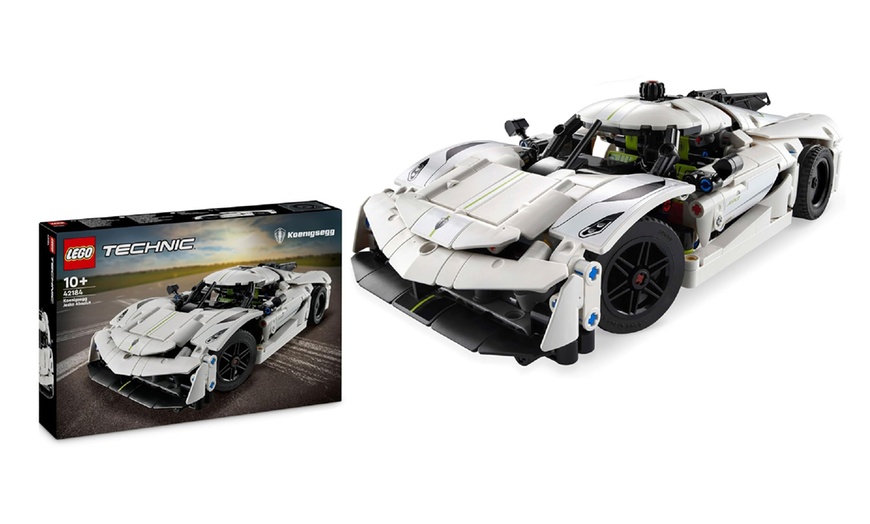 Image 2: LEGO Technic Koenigsegg Jesko Absolut White Hypercar