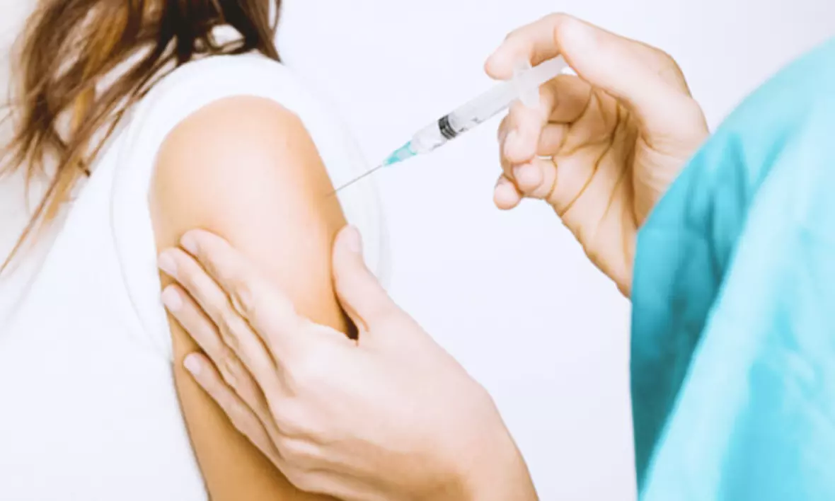 Experience Revitalization at Lone Star MedSPA with 4, 8, or 12 B12 Injections (Up to 81% Off) - Primary Image