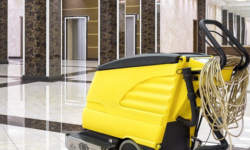 Image 3: Reinigung inkl. Rahmen, Reinigungsmittel und Anfahrt für 10-20 Fenster