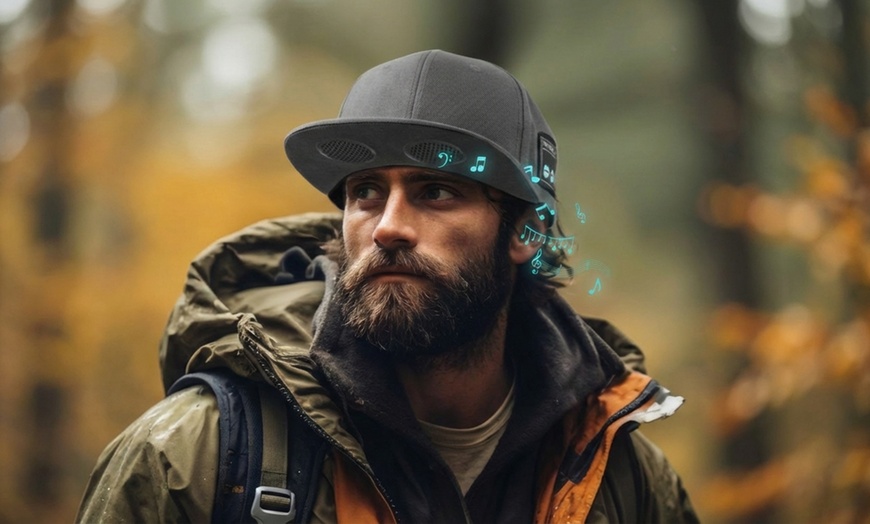 Image 6: Outdoor Sports Bluetooth Headphone Sun Hat 