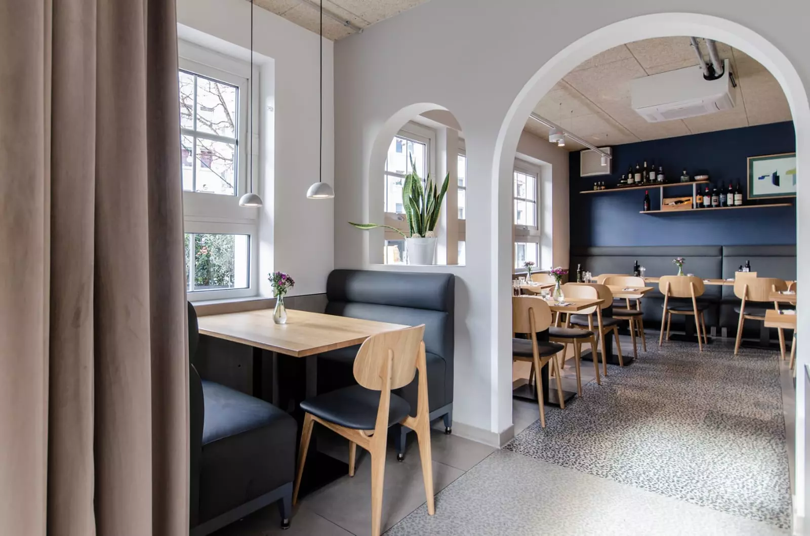 Exklusives 3-Gänge-Candlelight-Dinner mit Pasta oder Pizza nach Wahl für 2 oder 4 Personen (bis zu 23% sparen) - Second Medium