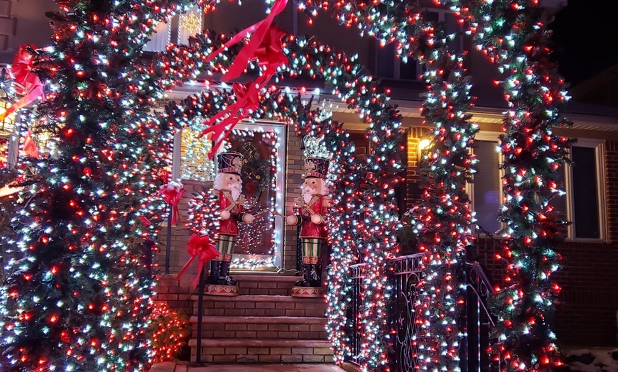 Image 5: See NYC’s Brightest Holiday Lights – Dyker Heights Christmas Tour