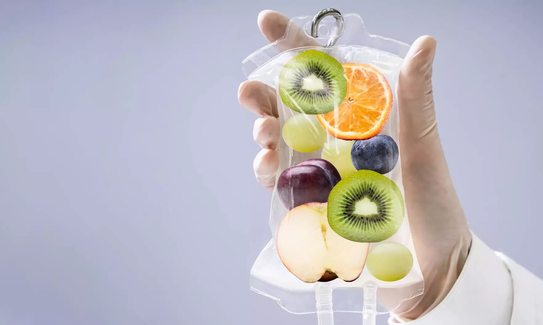 Vitamin-Boost-Infusion für 1 oder 2 Personen inklusive Beratung im Medical & Beauty Center by Ameni Aloui - Primary Image