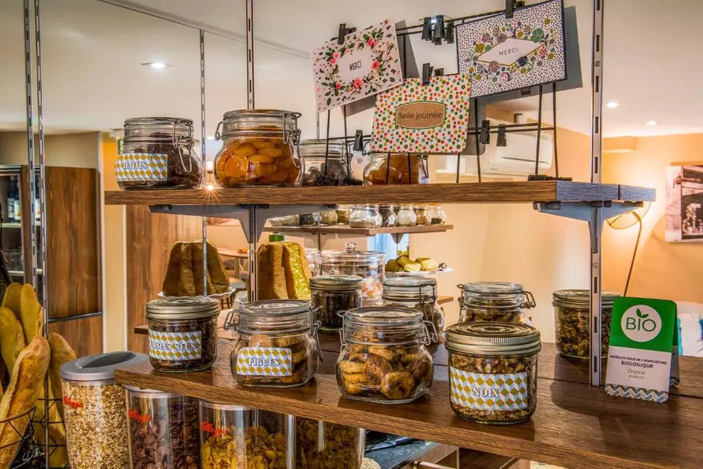 Proche Paris : chambre double avec petit-déjeuner