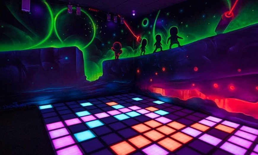 Image 7: Entrada optima o premium en Cosmozone 