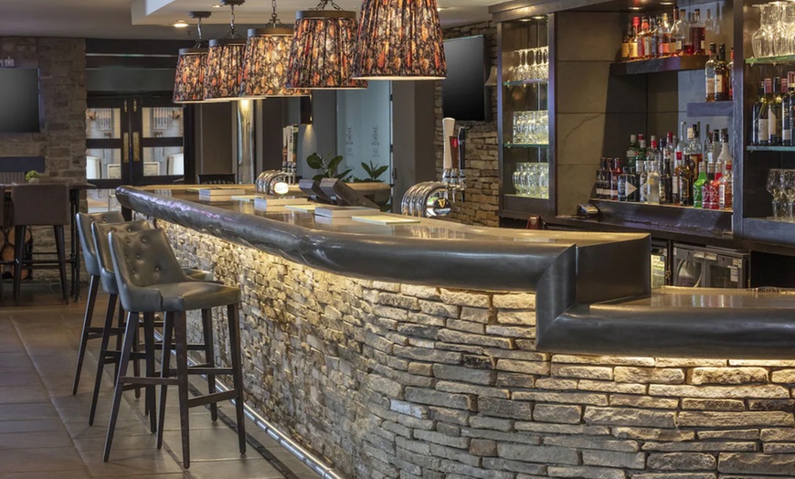 Image 16: Northumberland: 1 Night Stay w/Breakfast, Dining Credit, and Late C/O