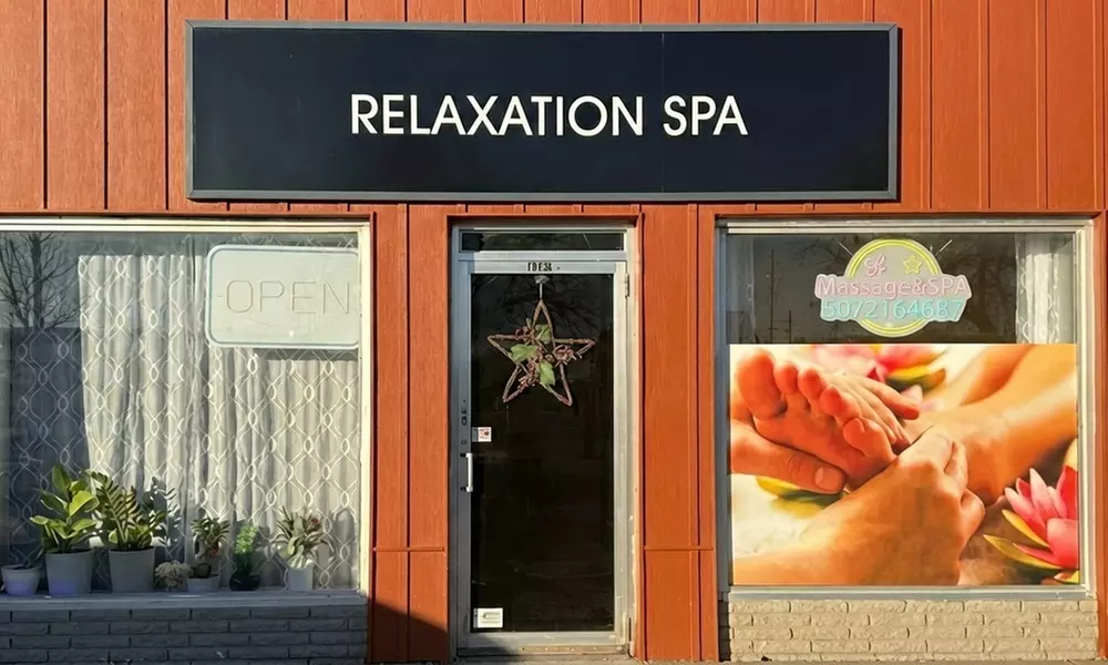 Unwind at Relaxation SPA Massage: Save Up to 49% Off on 60/90-min Full Body, Luxury Combo with Enhancements - Primary Image