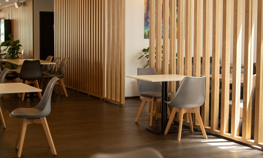 Image 7: Menú mediterráneo light o completo para 2 o 4 personas