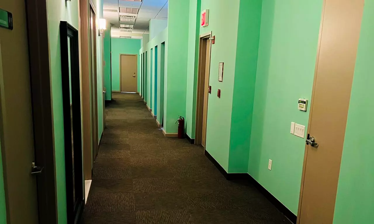 One 60 or 90-Minute Couples Massage Experience