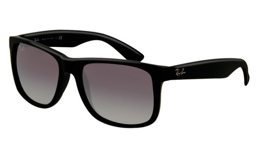 Image 2: Ray-Ban sunglasses 15 ontwerpen