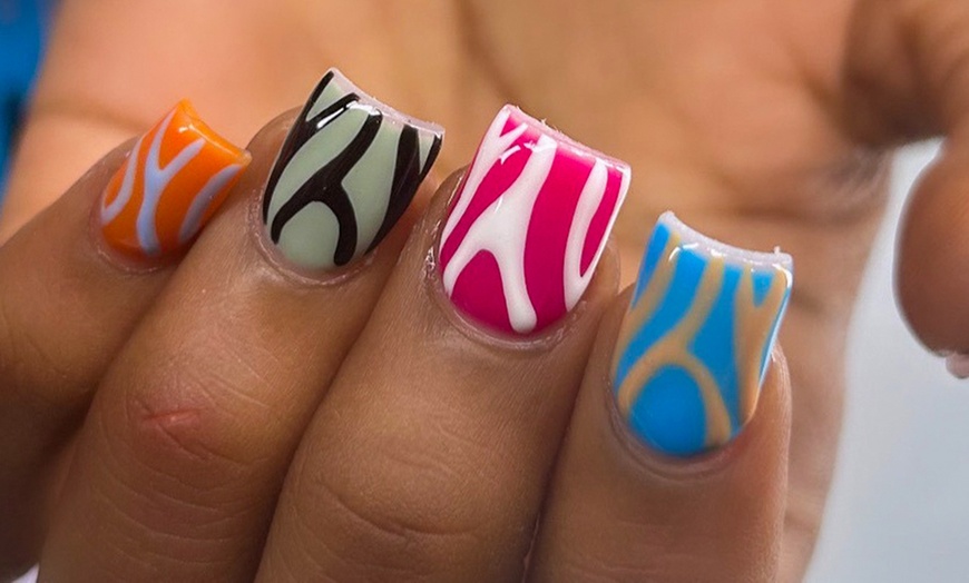 Image 12: Pick Your Perfect Mani: Gel, Acrylic, Gel X & More 