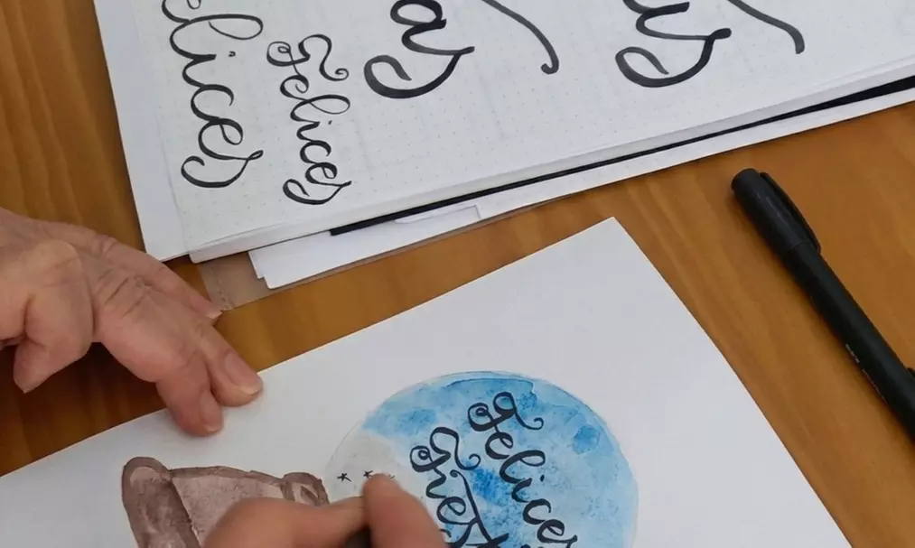Taller creativo de moldeado en arcilla o lettering para 1 o 2 personas