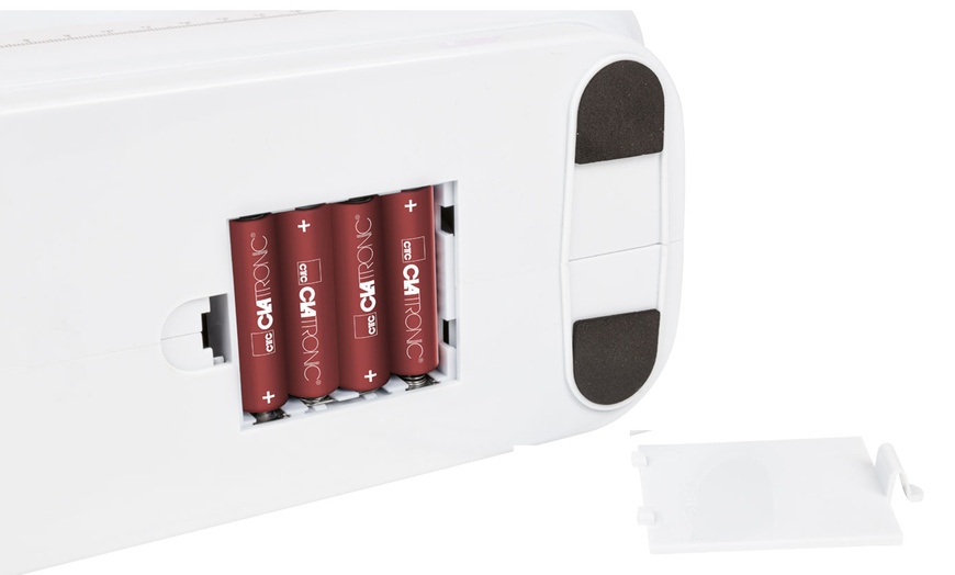 Image 7: Máquina de coser con 12 puntos de Bomann