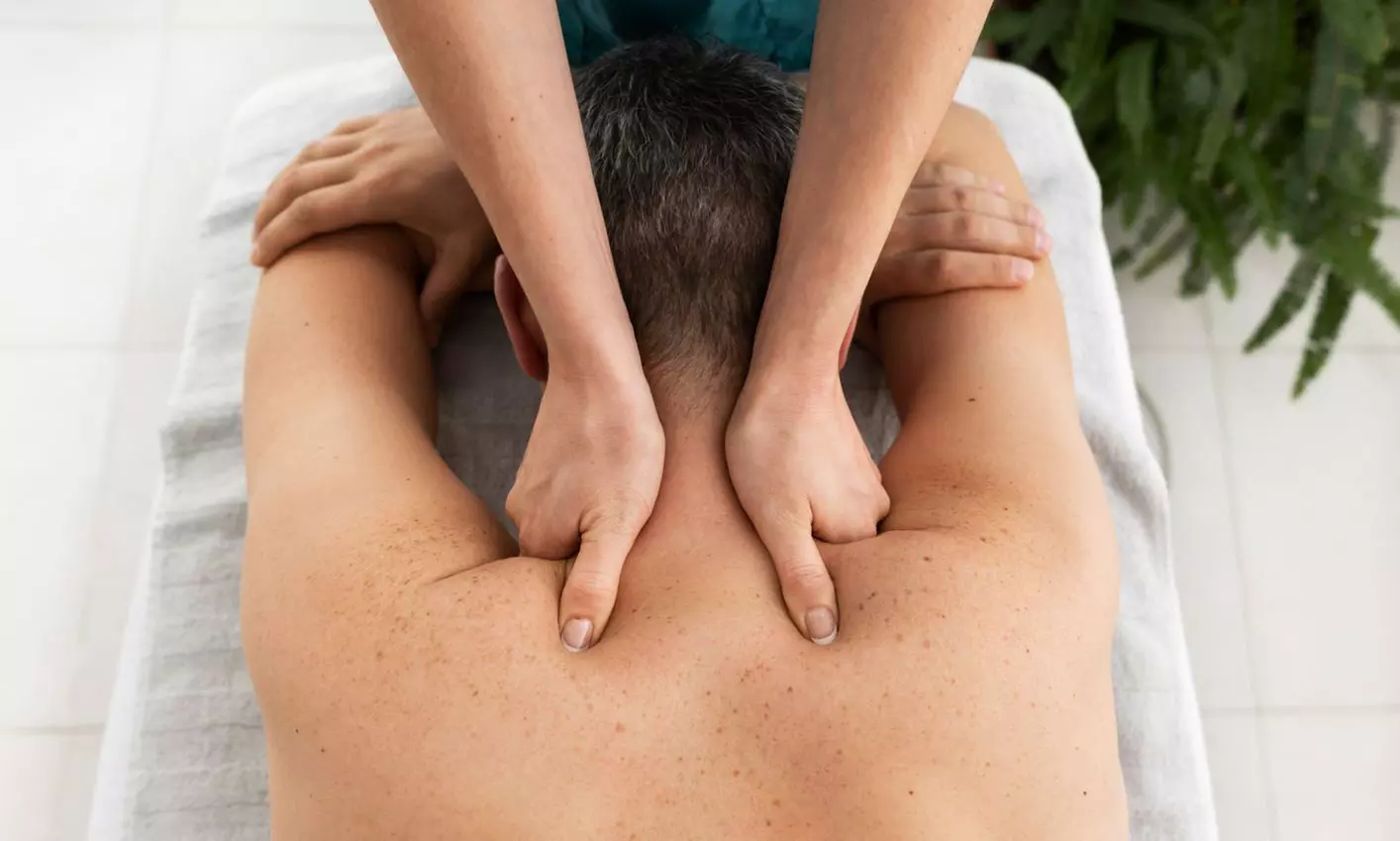 Masaje corporal relajante de 30, 45 o 60 minutos para 1 persona