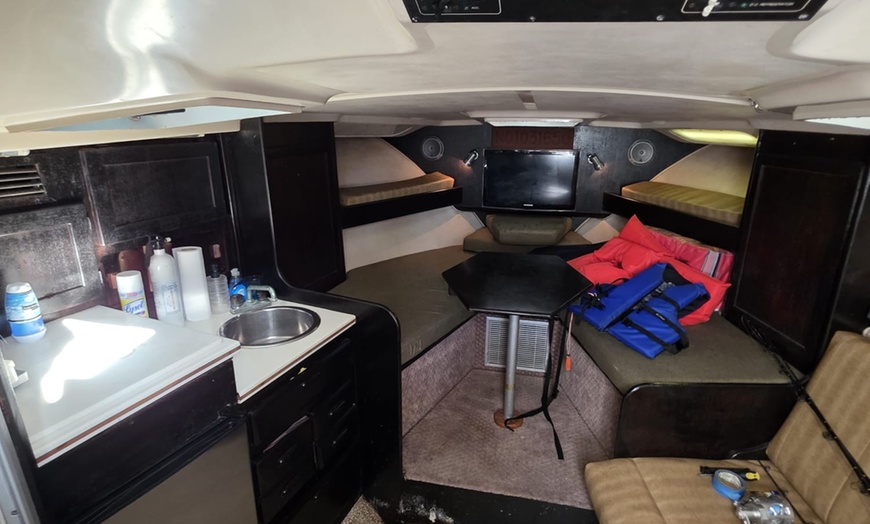 Image 3: 4 or 8 Hour Private Deep Sea Fishing Charter Experience in Miami Beach