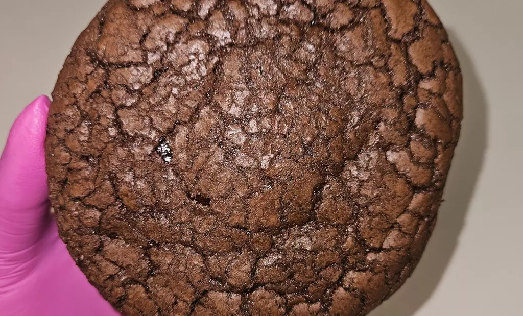 Indulge in Fresh, Homemade Quarter-Pound Cookies