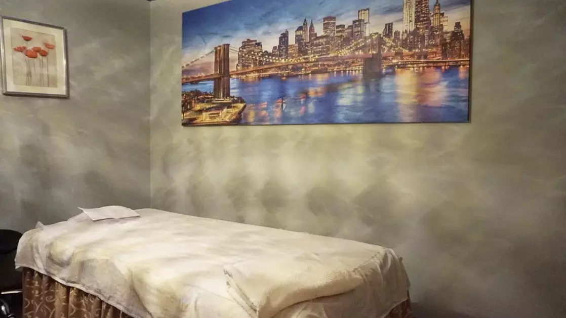 One 60-Minute Full Body Massage for One or Two at New Spa HH