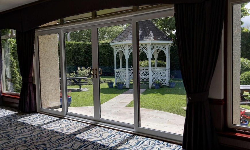 Image 4: West Lothian: 1-3 Night Stay with Breakfast and Late check-out