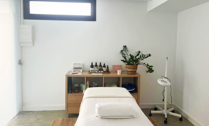 Image 11: Masaje facial o ritual de aguas termales japonés de 90 minutos para 1