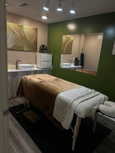 60 Minute Full Body Massage - Purpose and Power Spa