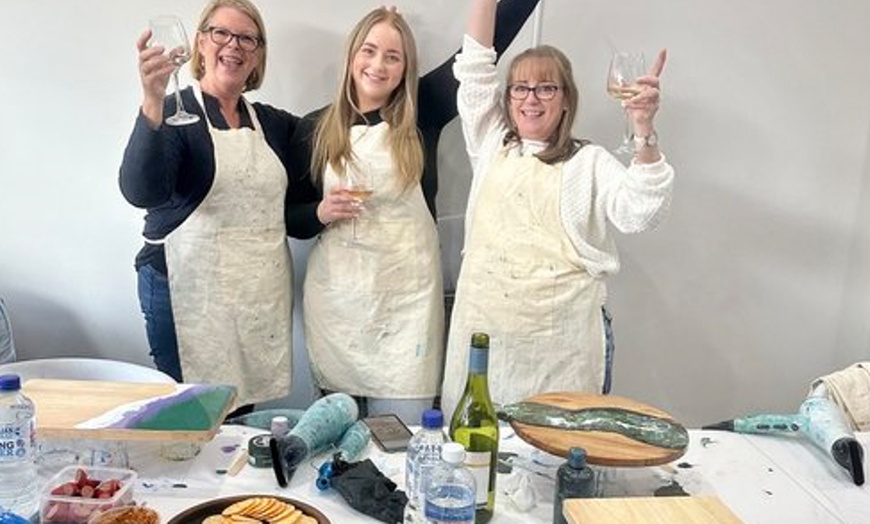 Image 5: Resin Cheeseboard Workshop for 2, 4, 8, 10 or 14 people (1.5 Hours)