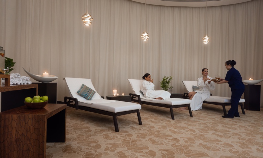 Image 4: 5* Swissôtel Spa: 60 Min Signature Body Treatment & Facilities Access!