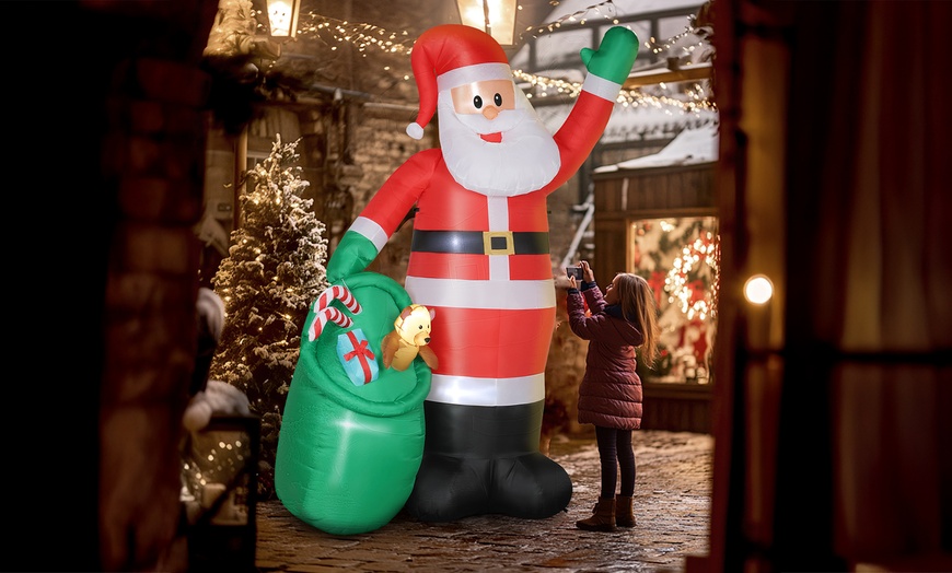 Image 4: Outsunny Inflatable Santa Christmas Decorations