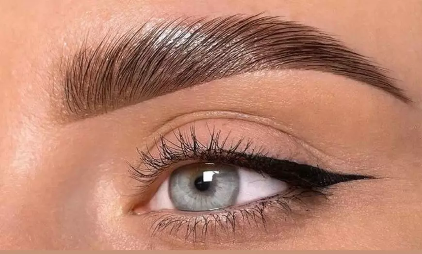 Image 1: Laminado de cejas con opción a tinte de cejas o tratamiento orbicular 