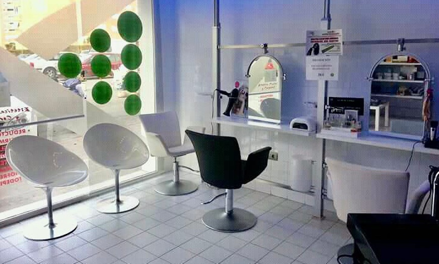 Image 5: Repara tu melena: tratamiento capilar a elegir con lavado y corte