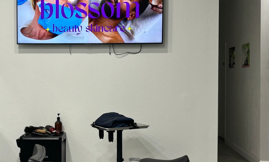 Image 4: Up to 50% Off on Men's Facial at Blossom Beauty Skincare