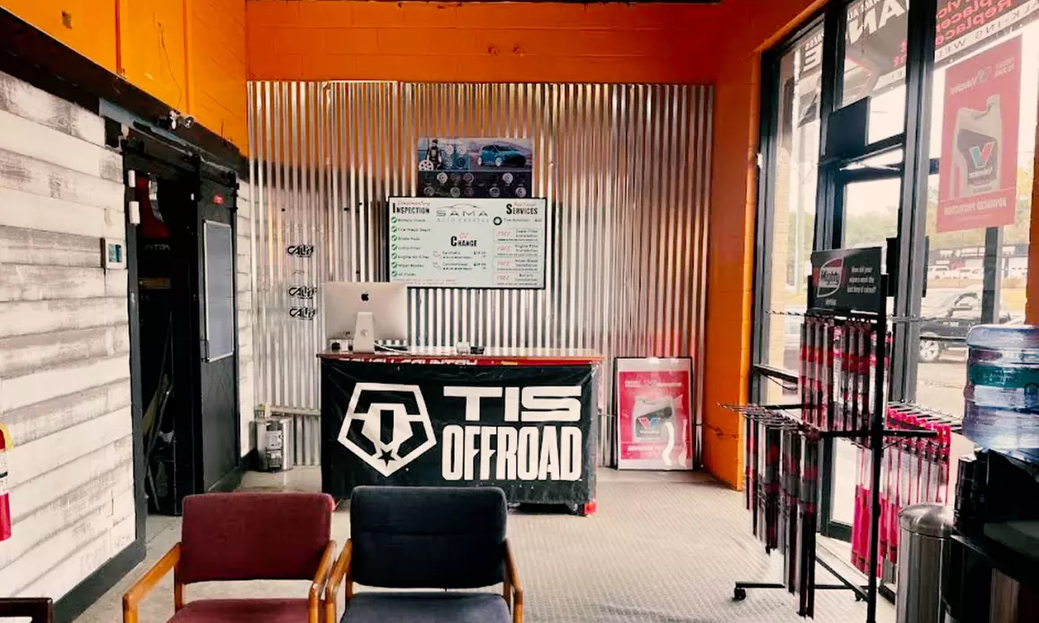 Conventional,Blend, Or Full Synthetic Oil Change + Filter Replacement