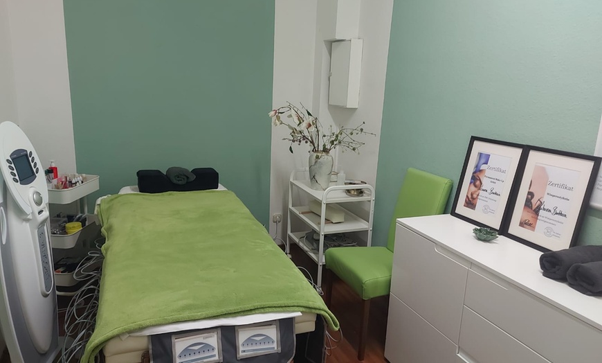 Image 3: Wimpern- und/oder Augenbrauen-Lifting für 1 Person