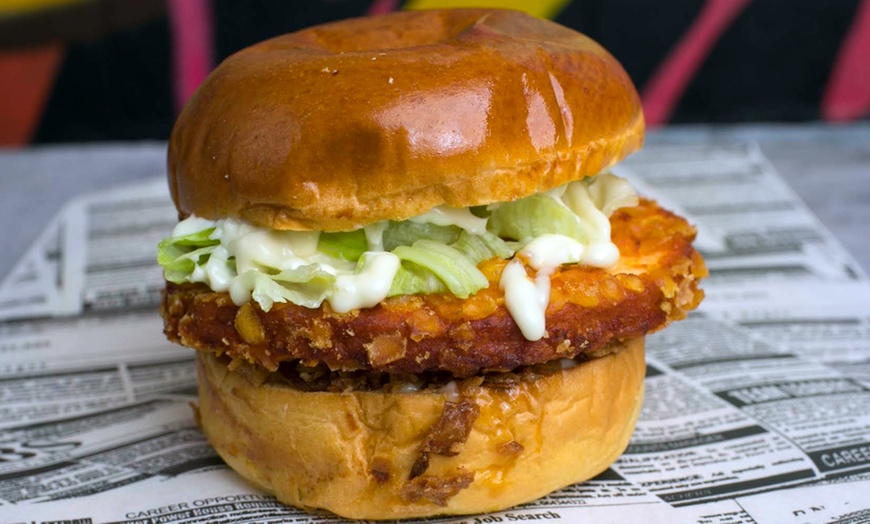 Image 6: Menú de hamburguesas para 2 personas con opción a postre