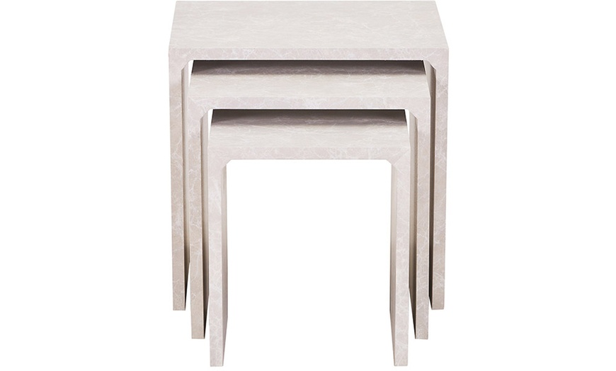 Image 3: Ensemble de 3 tables d’appoint "Irima" avec finition effet marbre