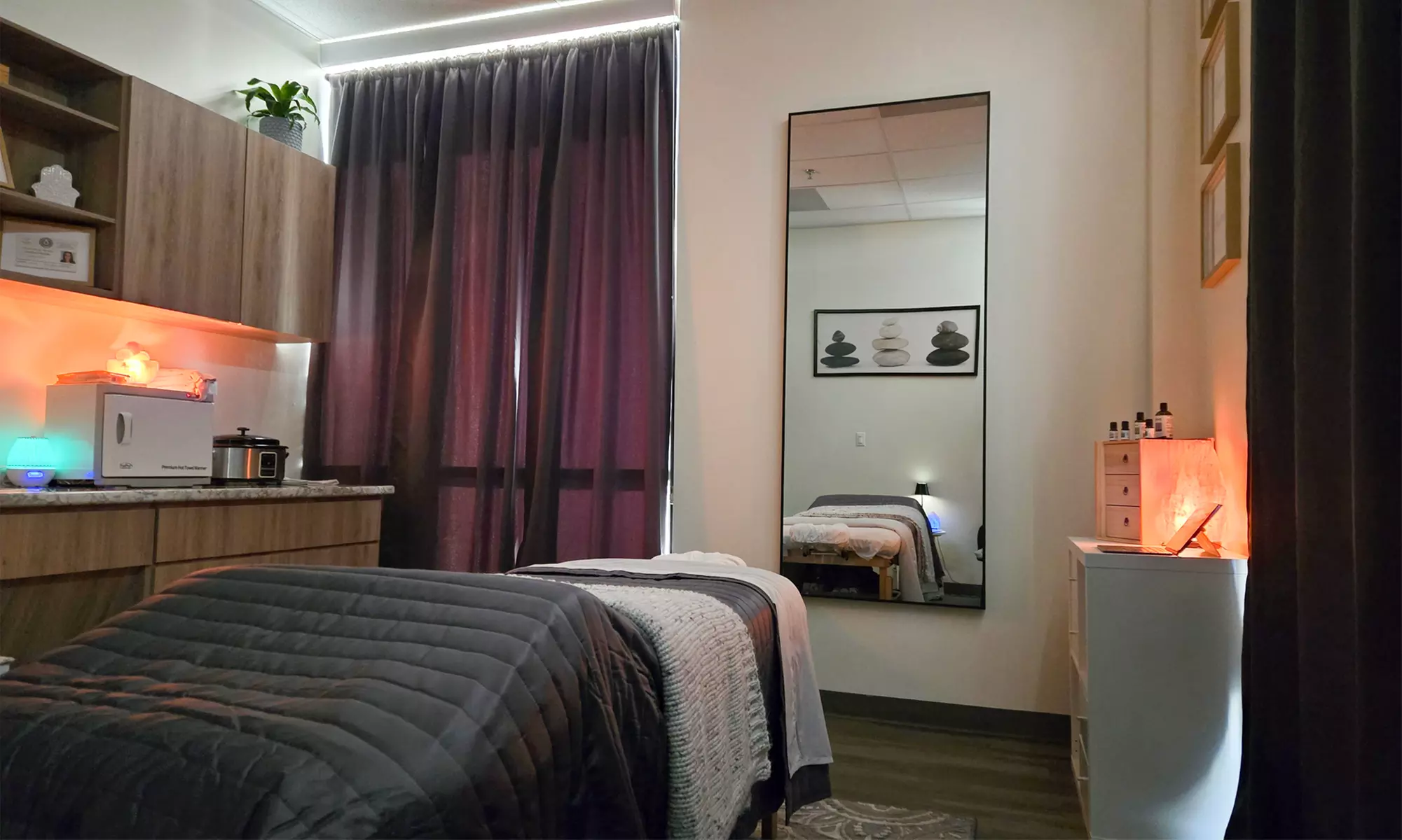 Unwind with 60-, 90- or 120-Minute Relaxation Massage with Hot Stones at Amanda's Massage(Up to 30% Off)  - Primary Image