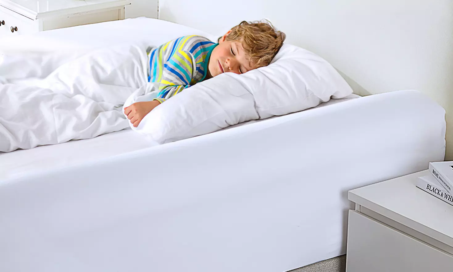 Clara Clark Memory Foam Crib & Bassinet Wedge & Bed Rail Pillow w/ Cotton Cover 