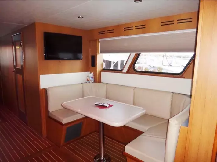 Valentines Eve-ning Party at Sea (DJ Cruise)