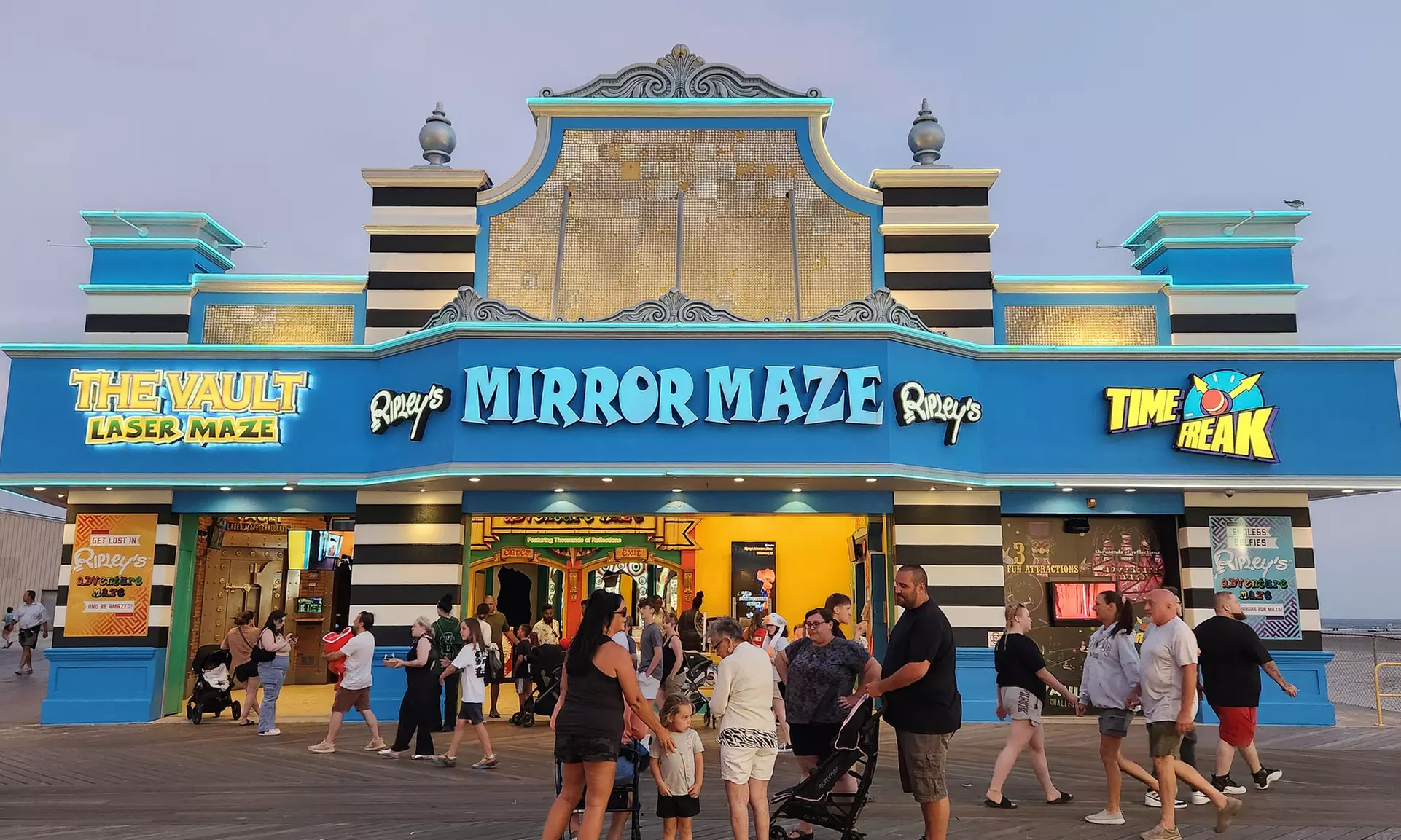 General Admission for 1, 2 or 4 People to Ripley's Adventure Maze 