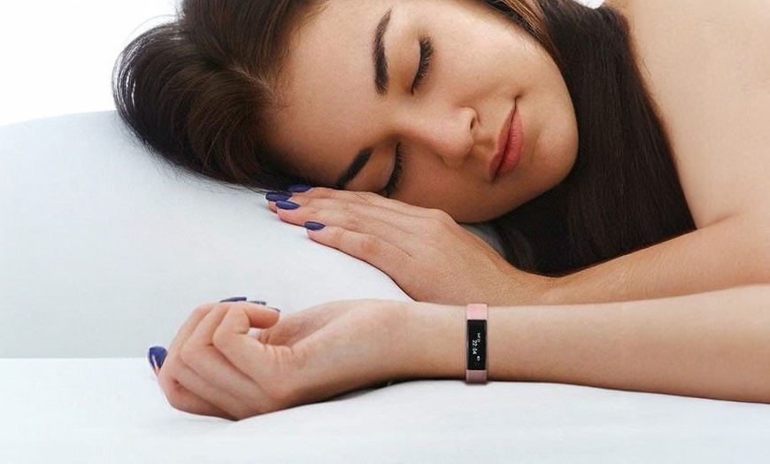 Image 2: SmartFit Slim Activity Tracker And Monitor With FREE Extra Band