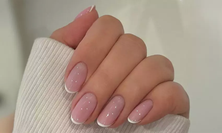 Neuauflage/Auffüllung mit Hartgel oder veganem Gel oder Shellack-Maniküre/Pediküre für 1 Person (bis 40% sparen) - Primary Image