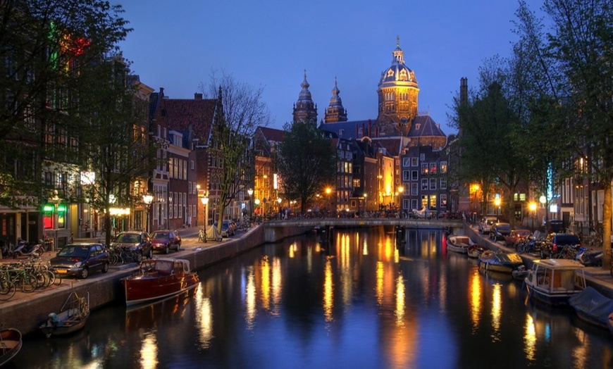 Image 7: Amsterdam verlicht: avondcruise van 60 minuten